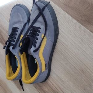 Vans Gilbert Crocket, Men's 8.5, gray and yellow